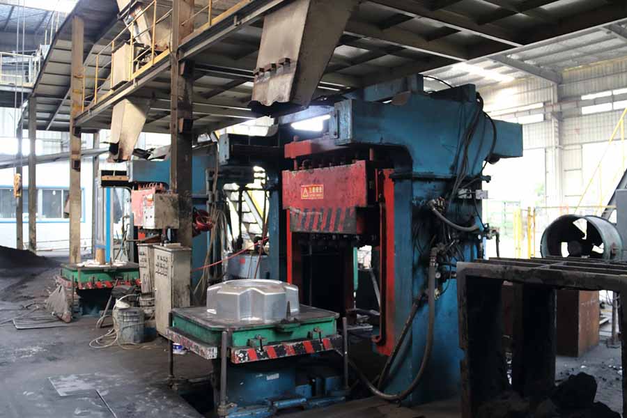 sand molding machine for iron sand casting